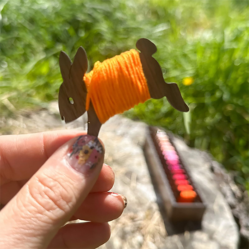 Wooden Animal Sheep Cat Bobbin - огляд і ціна Embroidery Floss Thread